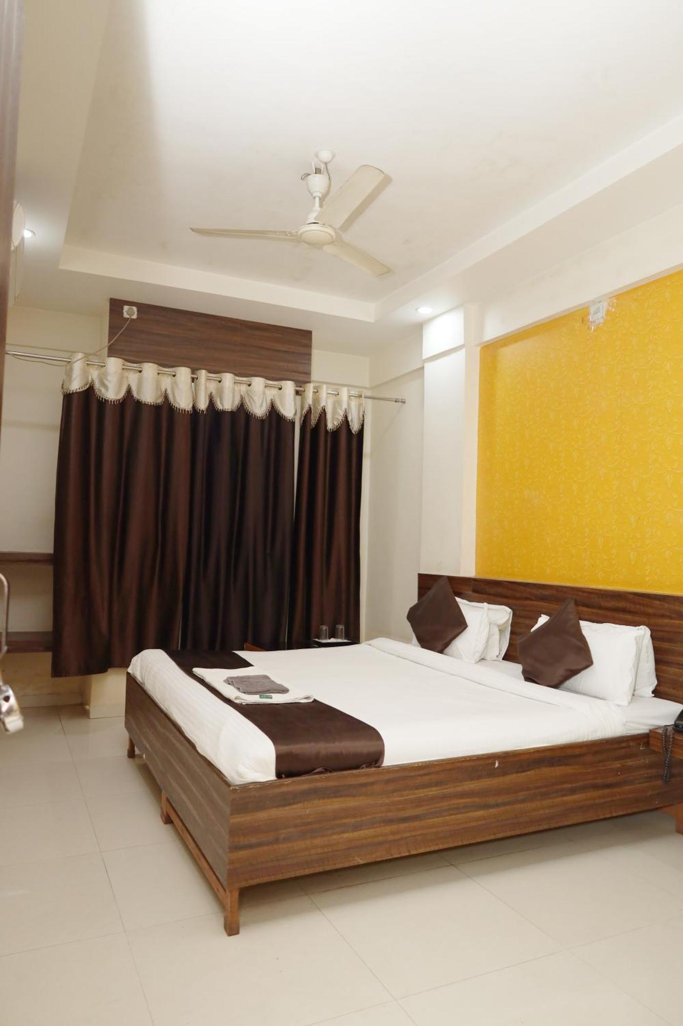 Hotel Sachidanand Shirdi Exterior foto