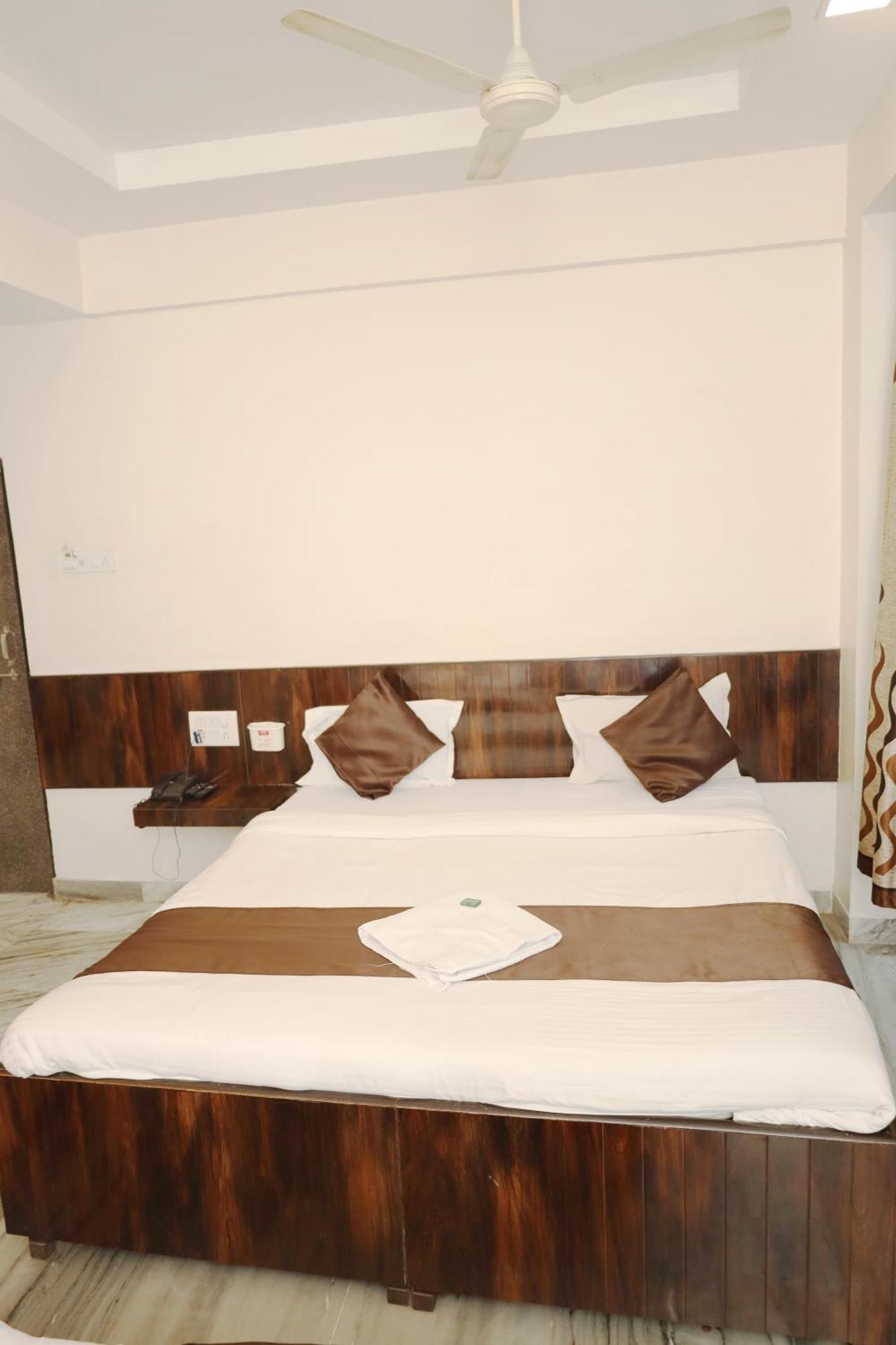Hotel Sachidanand Shirdi Exterior foto